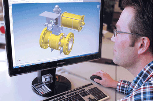 Employé travaillant sur un prototype de vanne